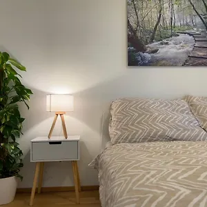 55 M2 Stylish With Balcony & Parking Apartment