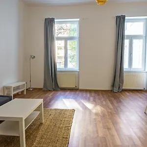 1090 Apartment