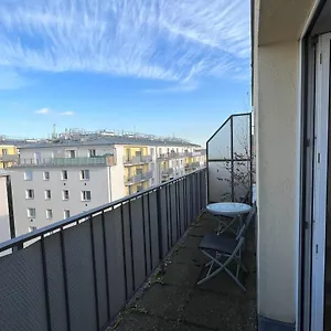 Loge Sollinger1190 Apartment